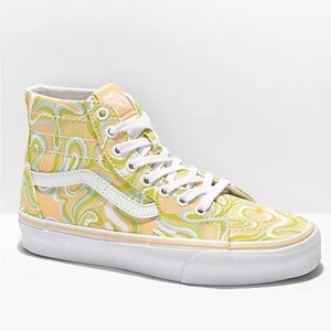 Vans Sk8-Hi Tapered Swirl Lime Green Cream sneakers.
Women’s Sz 6.5
NWT
